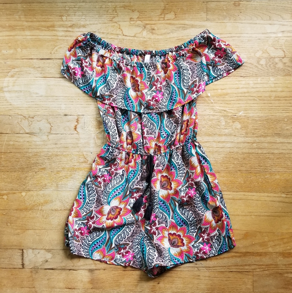 Xhilaration Floral Romper with Pockets